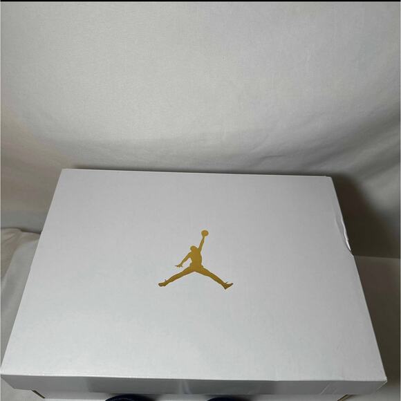 Size 7.5 - Wmns Air Jordan 11 Retro Midnight Navy Velvet Women's ShoesShips Now - Picture 10 of 12